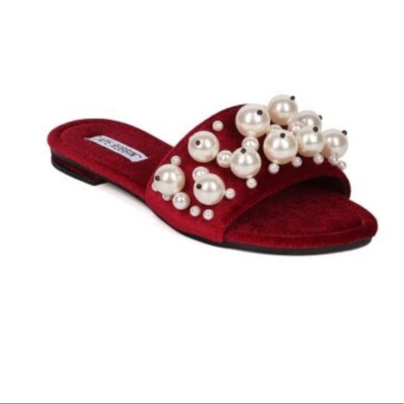 Cape Robbin Shoes - Cape Robbin Pearl Velvet Red Sandal Slide Size 8